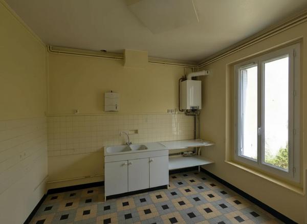 Maison de ville  117 m² 4 chambres  Centre-ville de La Loupe