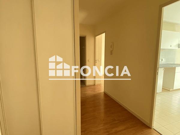 Location Appartement 2 pièces 50.4 m² - 25 AVENUE JEAN ZAY Orleans 45000
