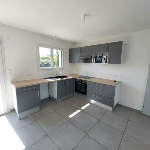 Merville : maison T4 avec beau jardin