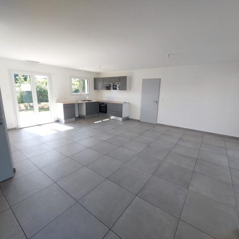 Merville : maison T4 avec beau jardin