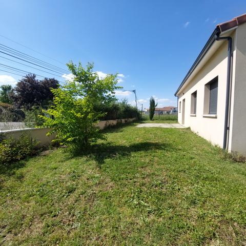 Merville : maison T4 avec beau jardin