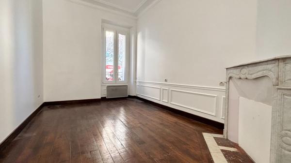 Appartement Corbeil Essonnes 3 pièce(s)