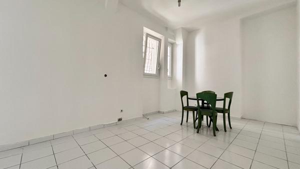 Appartement Corbeil Essonnes 3 pièce(s)