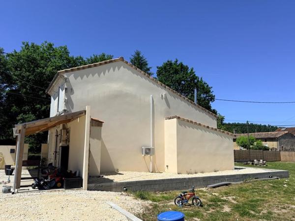 ST YZAN DE SOUDIAC MAISON 3 CHAMBRES sur 1000 m² Saint-Yzan-de-Soudiac (33920)