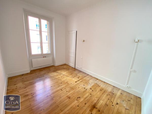 Appartement à louer 4 pièces 98.42m²