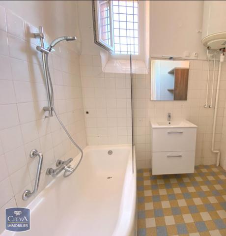 Appartement à louer 4 pièces 98.42m²