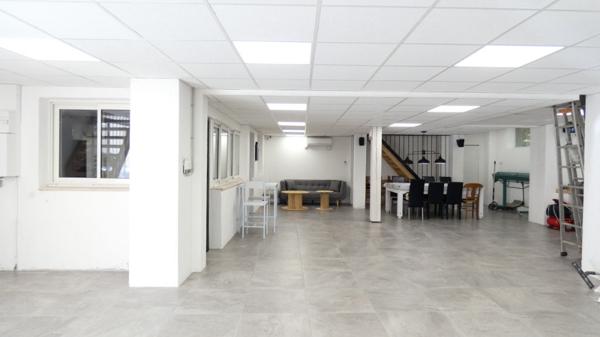 Local d'activité La Crau , possibilité de colocation 188.47 m2