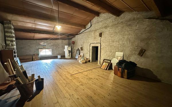 Maison à vendre    9 pièces •  Castets-en-Dorthe