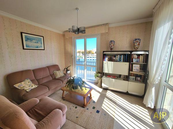 Vente appartement Saintes : 242 700 € - AJP Immobilier Saintes