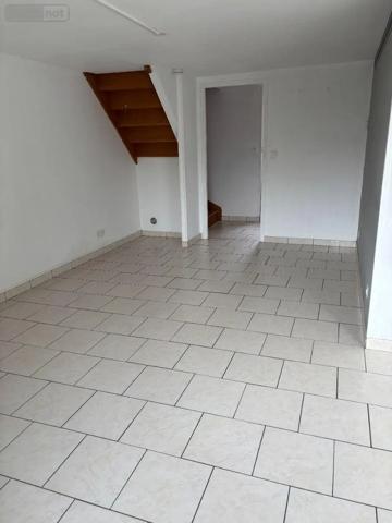 Location - Maison Vic-sur-Aisne 02290 3 pièces 67 m 2