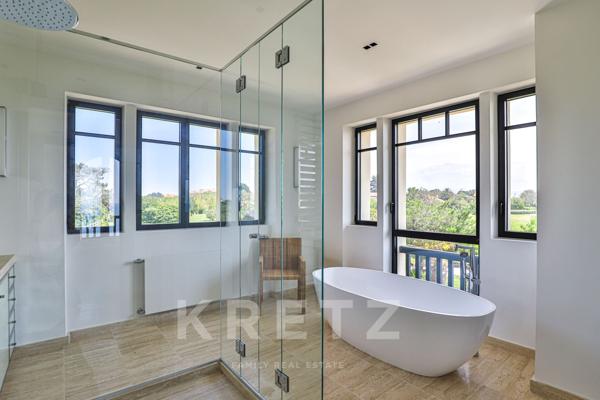 Propriété sur l'océan vue panoramique.