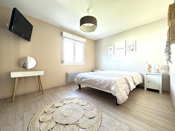 Maison de 2012, 3 chambres, garage, terrain 623 m2