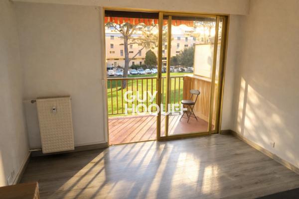 Charmant studio à vendre à Peymeinade, vue pinède