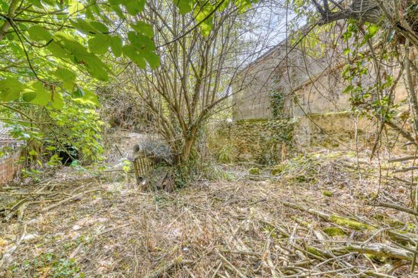 Immeuble de 220m2 sur parcelle de 344m2