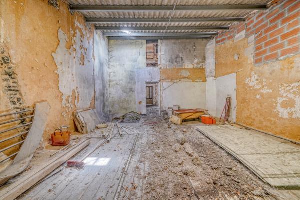 Immeuble de 220m2 sur parcelle de 344m2