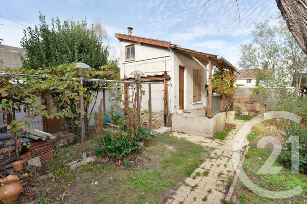 Terrain à vendre  425 m 2   BRUNOY  - 91