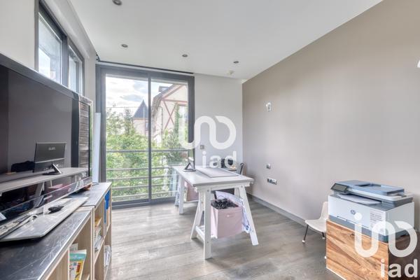 Maison à vendre 9 pièces 343 m² Lagny-sur-Marne
