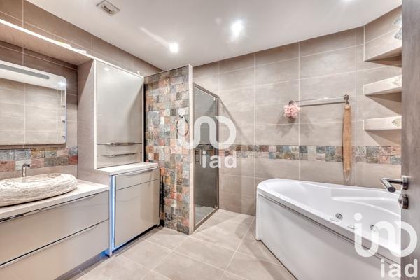 Maison à vendre 9 pièces 343 m² Lagny-sur-Marne