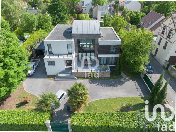 Maison à vendre 9 pièces 343 m² Lagny-sur-Marne