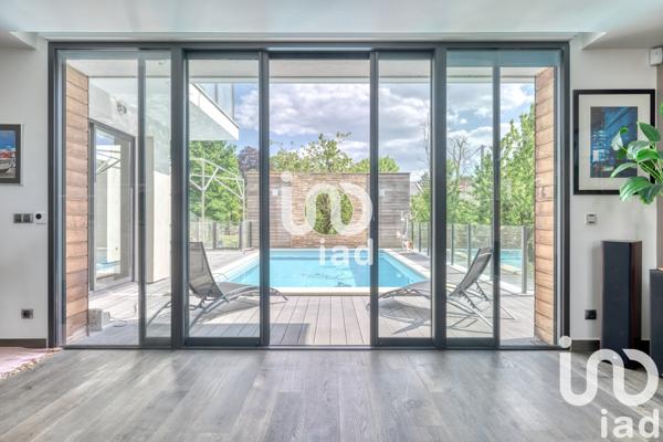 Maison à vendre 9 pièces 343 m² Lagny-sur-Marne