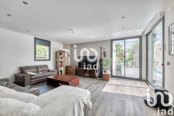 Maison à vendre 9 pièces 343 m² Lagny-sur-Marne