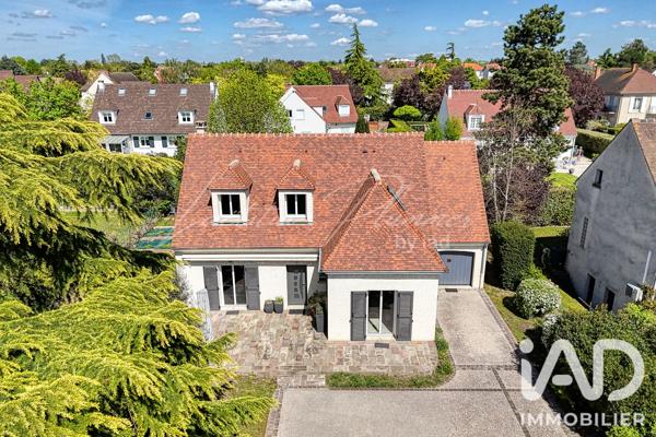 Maison à vendre 6 pièces 142 m² Croissy-sur-Seine