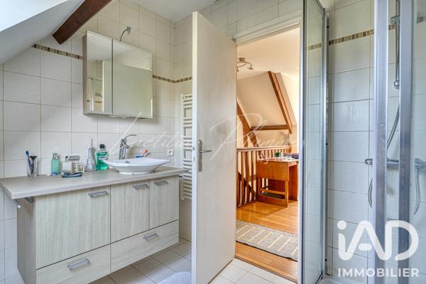 Maison à vendre 6 pièces 142 m² Croissy-sur-Seine
