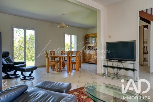 Maison à vendre 6 pièces 142 m² Croissy-sur-Seine