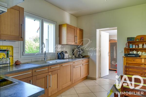 Maison à vendre 6 pièces 142 m² Croissy-sur-Seine