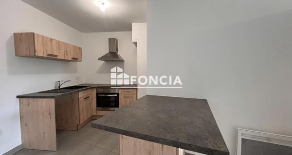 Location Appartement 2 pièces 42.74 m² - Le Luc 83340