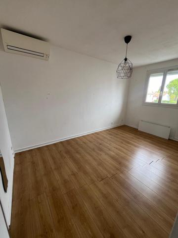 Villa de 81 m² lumineuse avec jardin dans quartier résidentiel