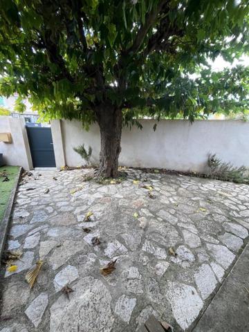 Villa de 81 m² lumineuse avec jardin dans quartier résidentiel