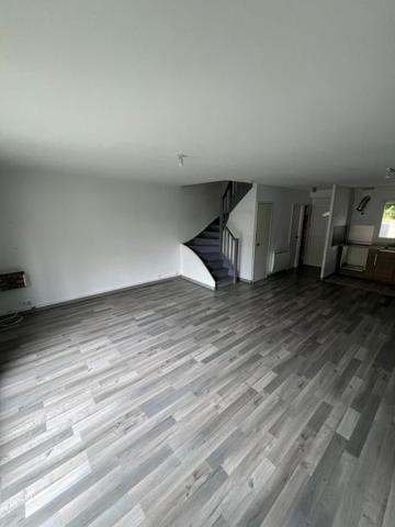 Villa de 81 m² lumineuse avec jardin dans quartier résidentiel