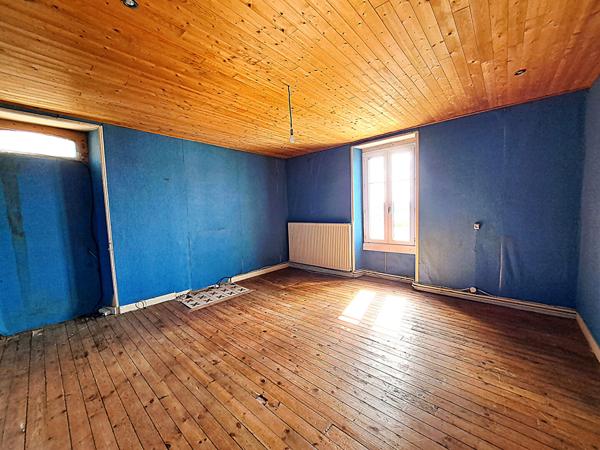 Maison Saint Laurent Sur Sèvre 143m² environ.