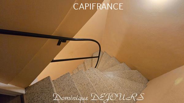 SAINT FORTUNAT SUR EYRIEUX (07), IMMEUBLE, 2 APPARTEMENTS avec terrasses.