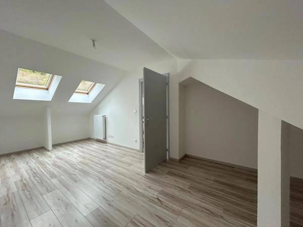 Appartement à louer 4 pièces 73.71m²