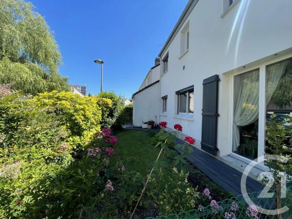 Maison à vendre  6 pièces - 127,09 m 2   MAUREPAS  - 78