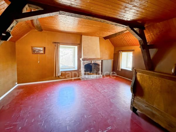 Maison à vendre 6 pièces  (71)