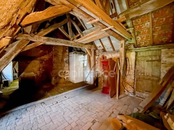 Maison à vendre 6 pièces  (71)