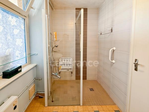Maison à vendre 6 pièces  (71)