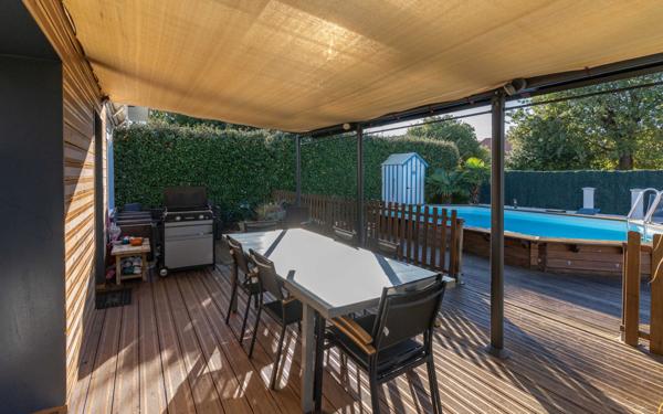 Maison à vendre    4 pièces •  Biscarrosse