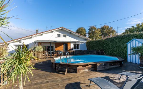 Maison à vendre    4 pièces •  Biscarrosse
