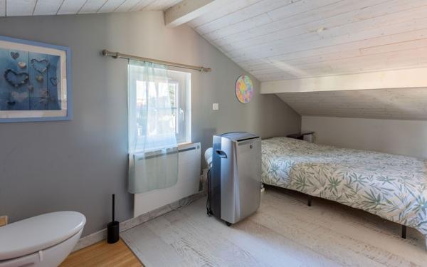 Maison à vendre    4 pièces •  Biscarrosse