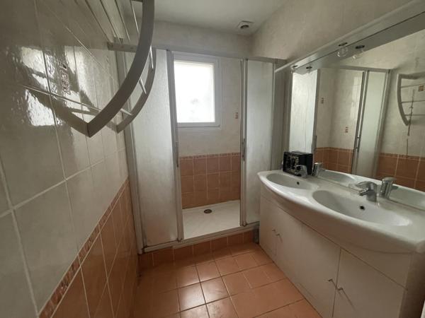 L'Isle-Jourdain (32600) Exclusivité : maison de ville de 95m2, T4 avec terrasse et garage