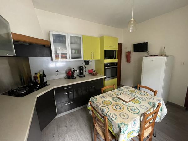 L'Isle-Jourdain (32600) Exclusivité : maison de ville de 95m2, T4 avec terrasse et garage