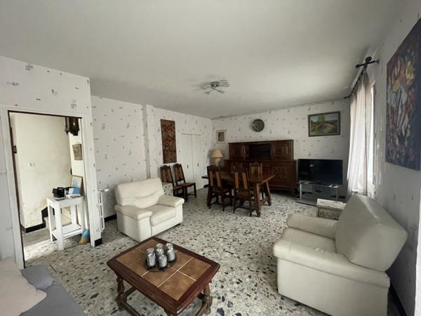 L'Isle-Jourdain (32600) Exclusivité : maison de ville de 95m2, T4 avec terrasse et garage