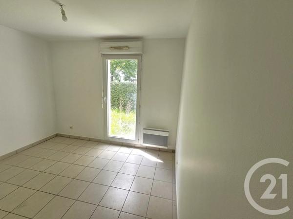 Appartement F3 à vendre  3 pièces - 61,06 m 2   SAVIGNY LE TEMPLE  - 77