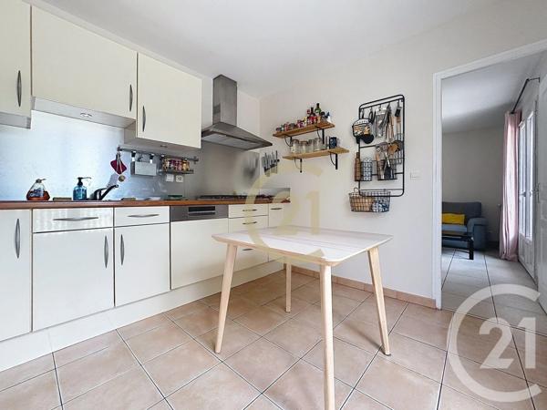 Maison à vendre  6 pièces - 100,71 m 2   VIRY CHATILLON  - 91