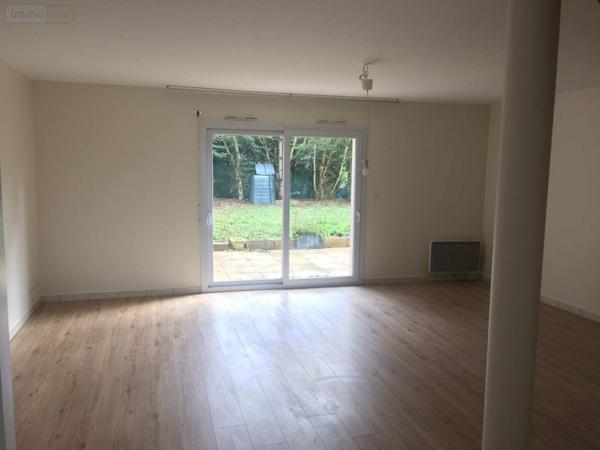 Maison à louer à Chambray-lès-Tours dans l'Indre-et-Loire (37170), ref : 001/2489   
QUARTIER DES MAISONS BLANCHES