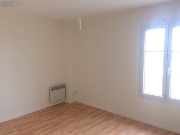 Maison à louer à Chambray-lès-Tours dans l'Indre-et-Loire (37170), ref : 001/2489   
QUARTIER DES MAISONS BLANCHES